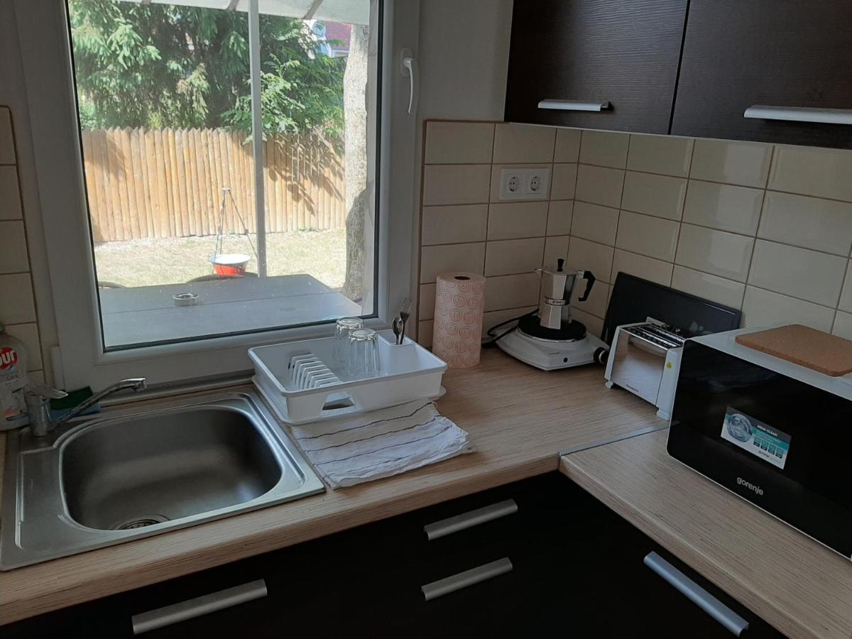 Nikolett Apartman Hajduszoboszlo Exterior photo